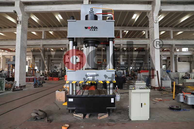 315噸四柱液壓機(jī)多少錢(qián)