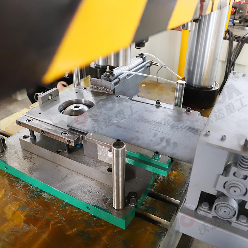 630噸錨桿托盤液壓機生產線