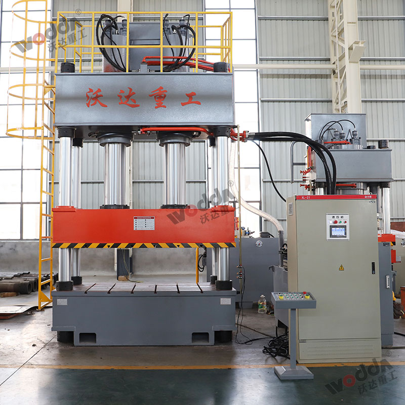 500噸雙缸四柱液壓機(jī) 500噸雙缸四柱液壓機(jī)