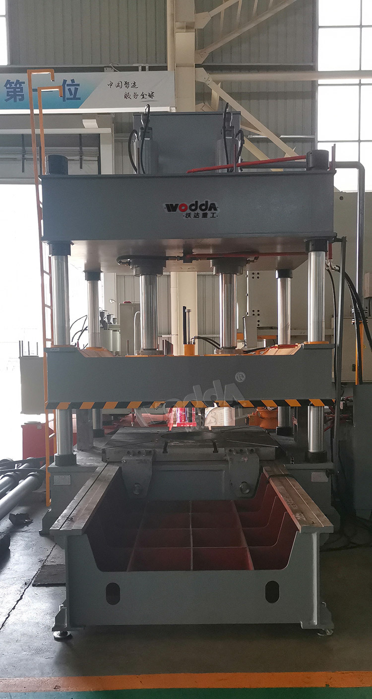 160噸四柱液壓機(jī) 160噸四柱液壓機(jī)