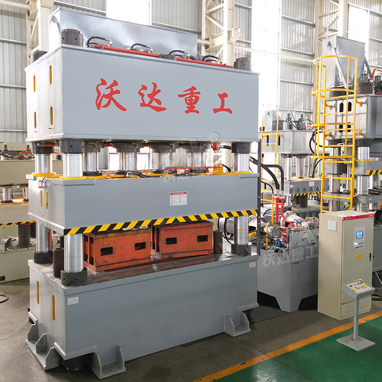 800噸四柱液壓機車間現(xiàn)貨 800噸四柱液壓機車間現(xiàn)貨