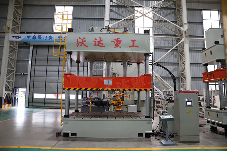 315噸汽車內(nèi)飾件液壓機 315噸汽車內(nèi)飾件液壓機