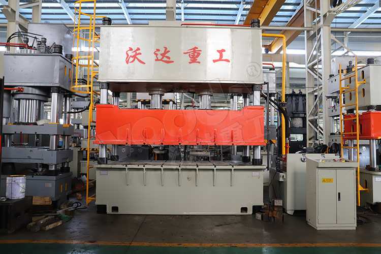 315噸汽車內(nèi)飾件液壓機臺面3000*1800mm 315噸汽車內(nèi)飾件液壓機臺面3000*1800mm