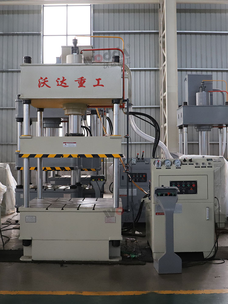 100噸三梁四柱液壓機(jī)定制 100噸三梁四柱液壓機(jī)定制