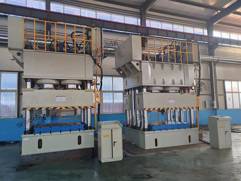 2500噸聚丙烯壓濾板成型液壓機(jī)現(xiàn)場(chǎng).jpg 2500噸聚丙烯壓濾板成型液壓機(jī)現(xiàn)場(chǎng).jpg