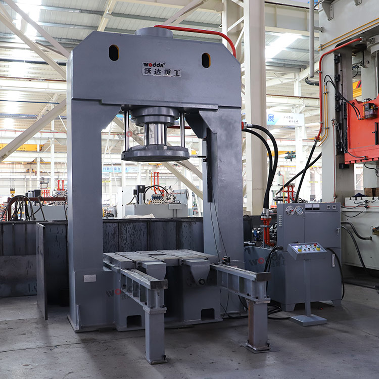 315噸龍門(mén)壓力機(jī) 315噸龍門(mén)壓力機(jī)