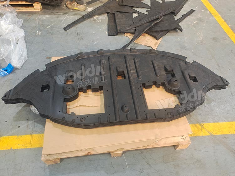 汽車保險杠下護板 汽車保險杠下護板