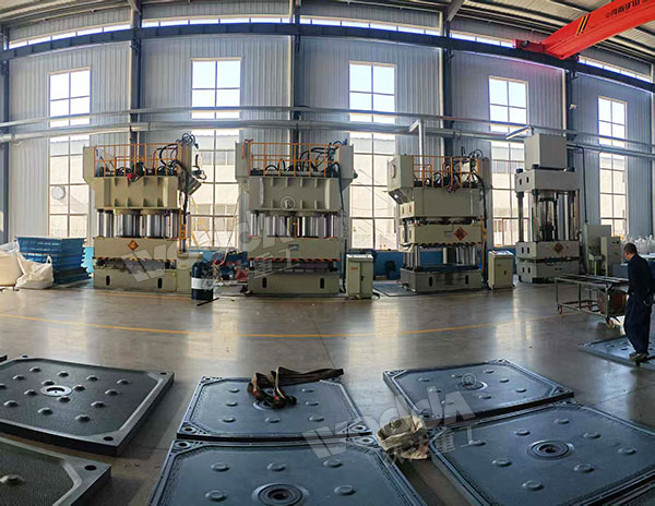 3臺壓濾機濾板成型液壓機調試完成