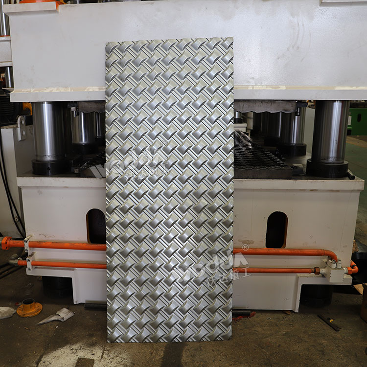 鋼木門(mén)板 鋼木門(mén)板