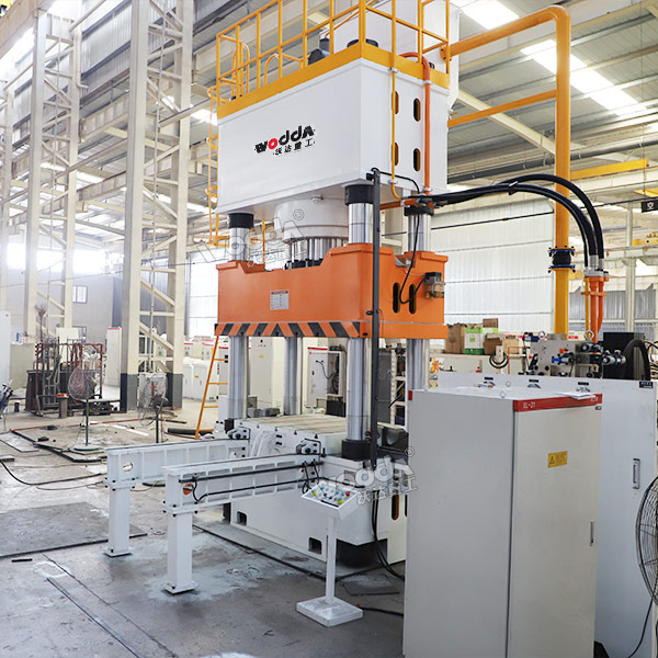 1000噸液壓機(jī)