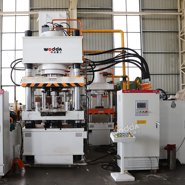 500噸木屑壓餅成型液壓機