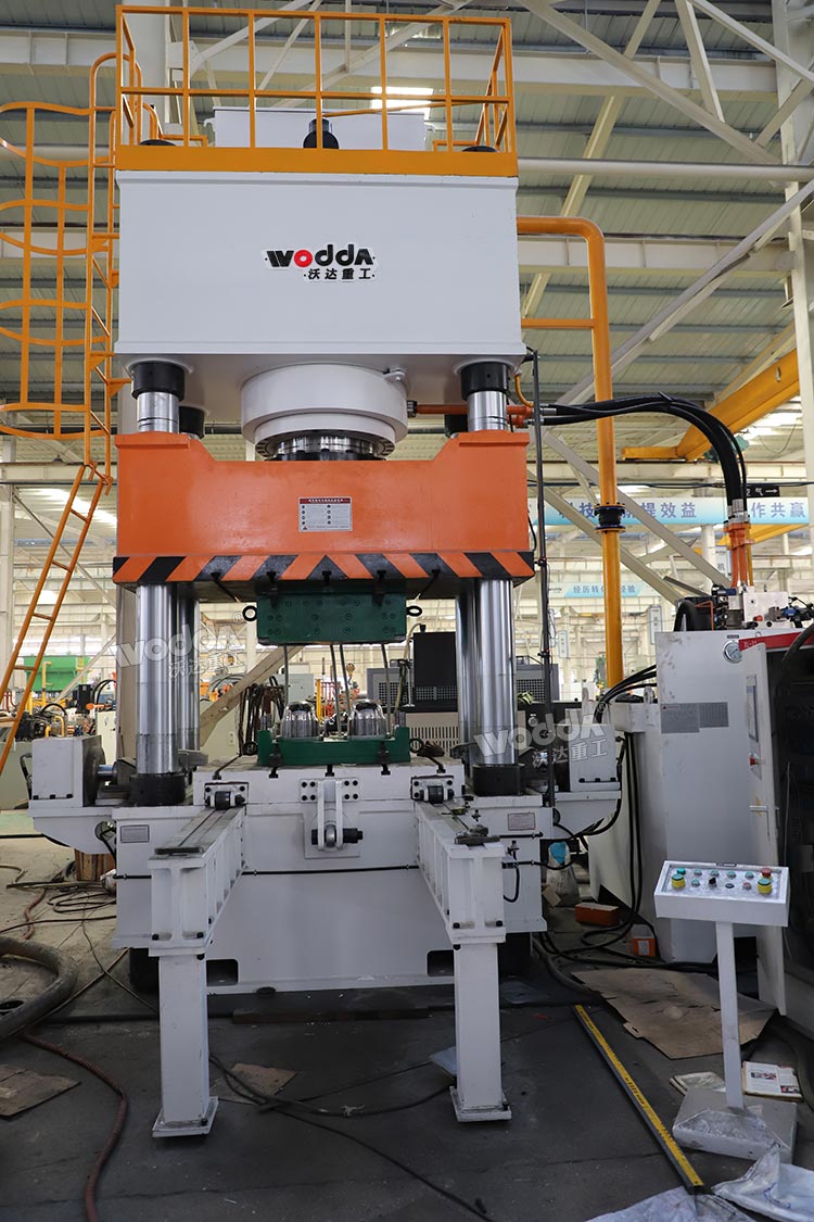 1000噸四柱液壓機(jī)