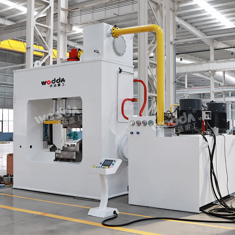 汽車凸輪軸鍛造液壓機車間試機