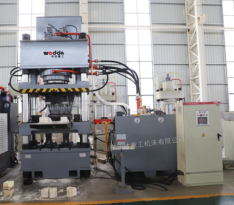 630噸鹽磚機 630噸鹽磚機