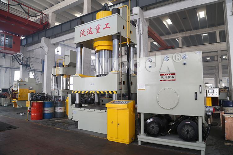 800噸四柱液壓機