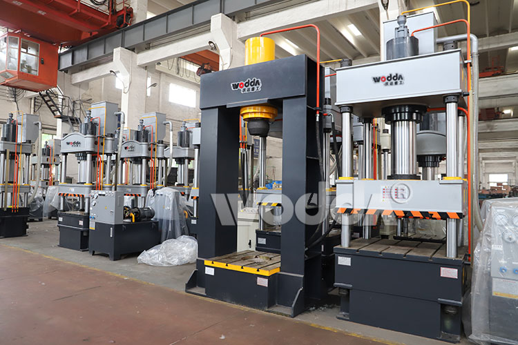 300噸龍門油壓機 300噸龍門油壓機