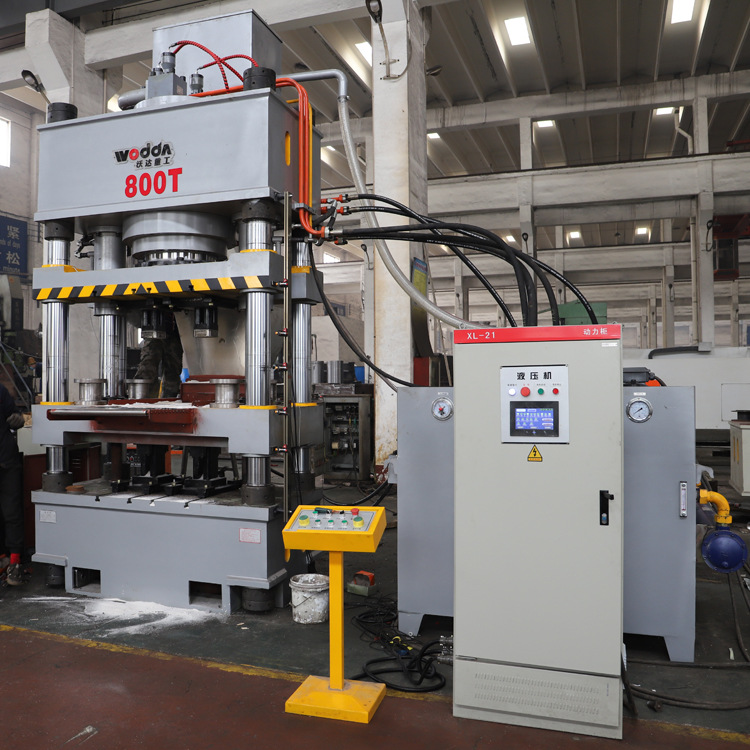 牛羊舔磚液壓機生產(chǎn)廠家 牛羊舔磚液壓機生產(chǎn)廠家